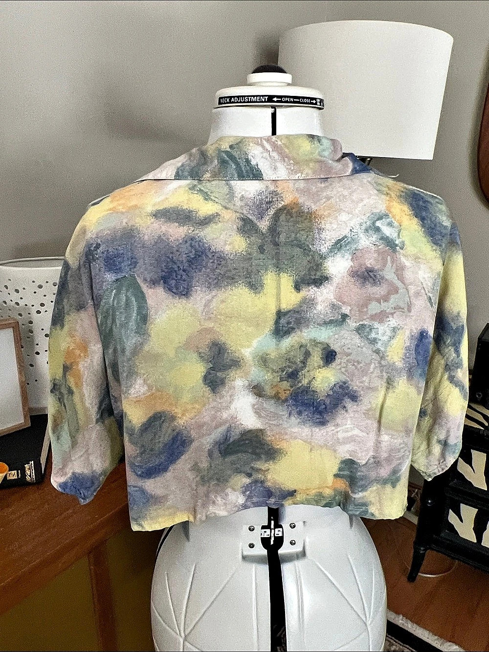 Up Cycled Abstract Cropped Button Front Top in Multicolor - Picture 4 of 5